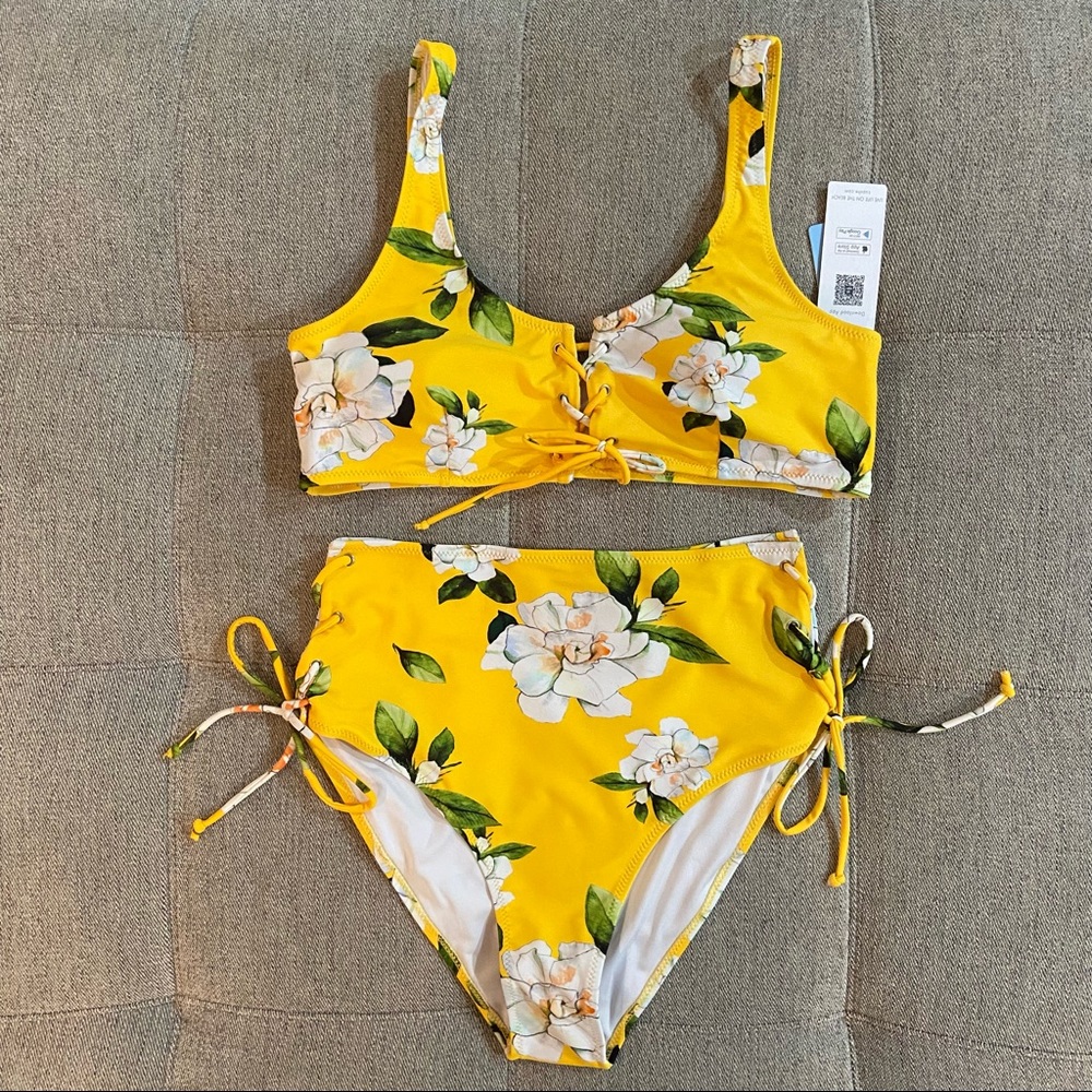 Cupshe Sunny Floral High Waisted Bikini